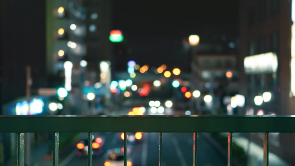 歩道橋から眺める夜景